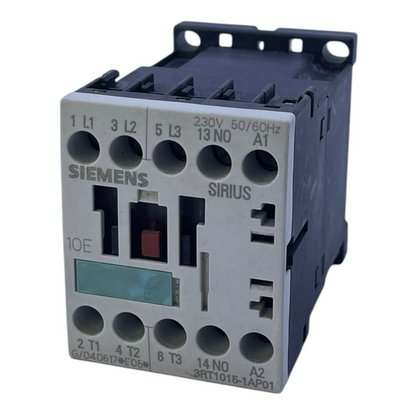 Siemens 3RT1015-1AP01 power contactor for industrial use 230V 50/60Hz