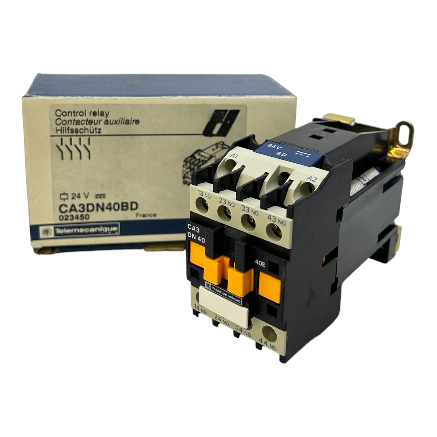 Telemecanique CA3DN40BD Auxiliary contactor 500V AC 6A 24V BD Auxiliary contactor 