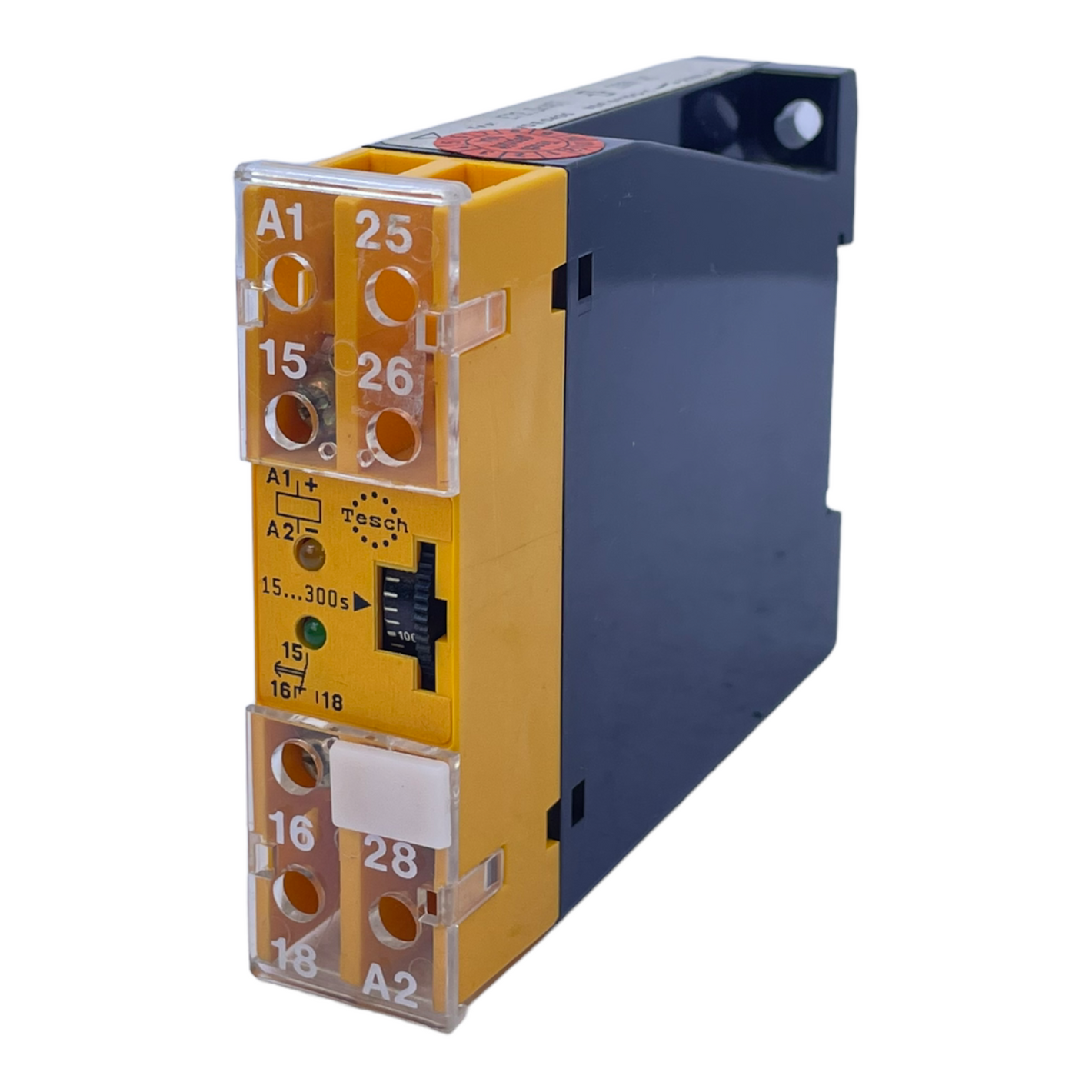 Tesch E72.3X407 safety relay 230V AC 250 V 5 A 