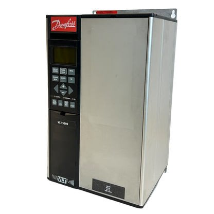 Danfoss 175Z0149 Frequenzumrichter VLT5006PT5C20STR3DLF00A00C0 VLT500 Umrichter