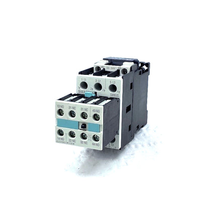 Siemens 3RT1026-1BB40 power contactor + Siemens 3RH1921-1HA22 switch block 