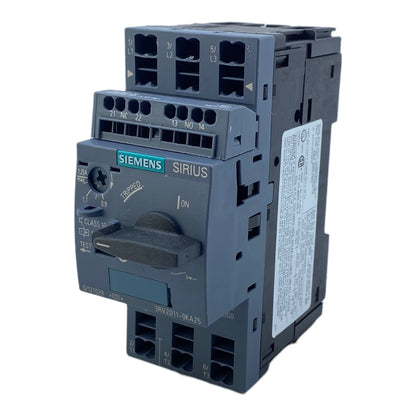 Siemens 3RV2011-0KA25 circuit breaker 690 V AC 3-pole 