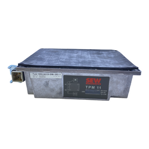 SEW TPM11A009-ENB-2A2-1 converter 8269823 135V AC 7.5A / 200V DC 5A 1000 W 